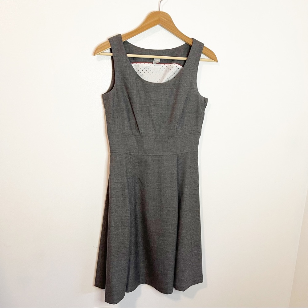 H & M Sleeveless Dress Size 6 #101